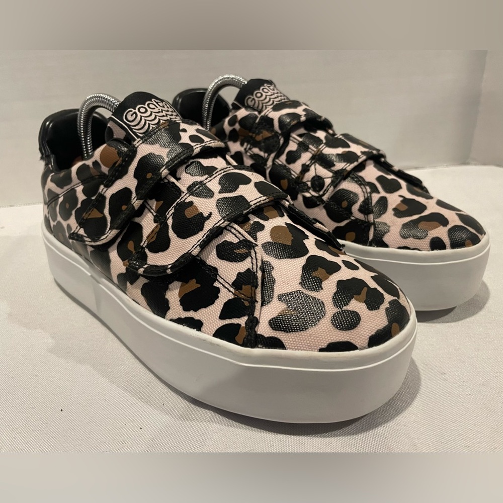 GOATS The 305 K Black Brown Leopard Velcro Platform Sneaker Girls Size 3.5
